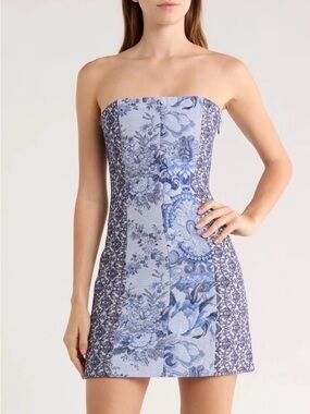 NWT Alice + Olivia Violet Strapless Seamed A-Line Mini Dress size 10